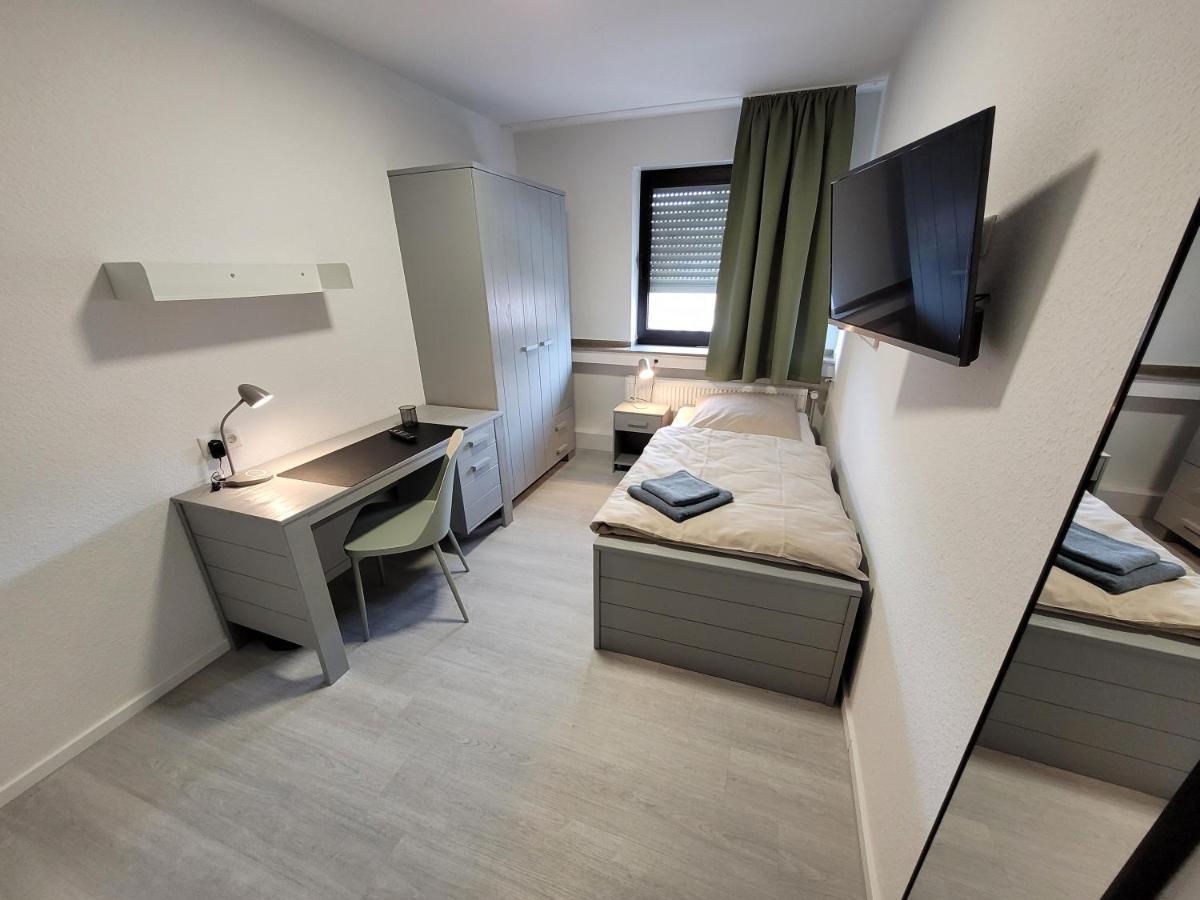 Guesthouse Wi Rooms Юлих Экстерьер фото