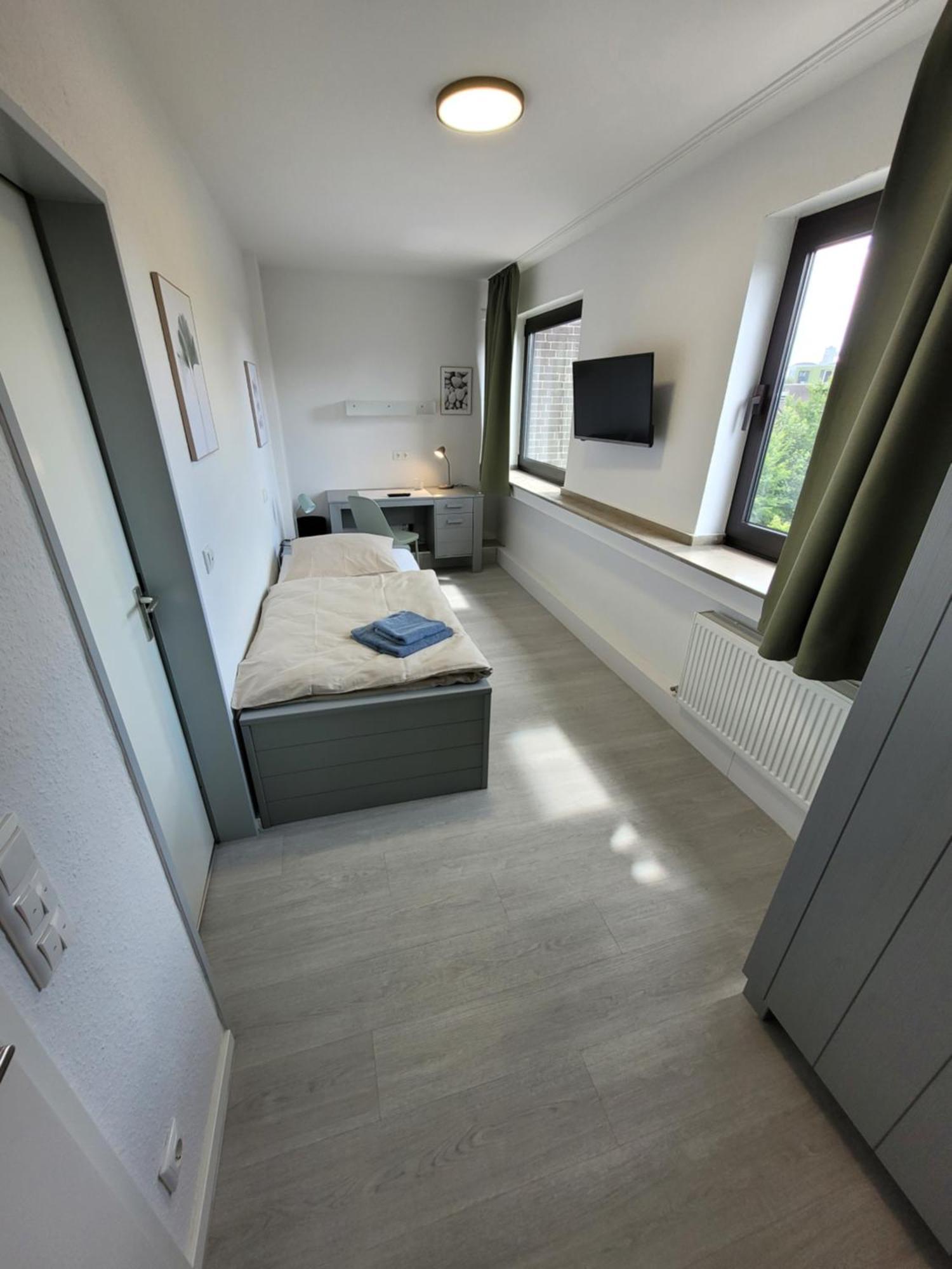 Guesthouse Wi Rooms Юлих Экстерьер фото